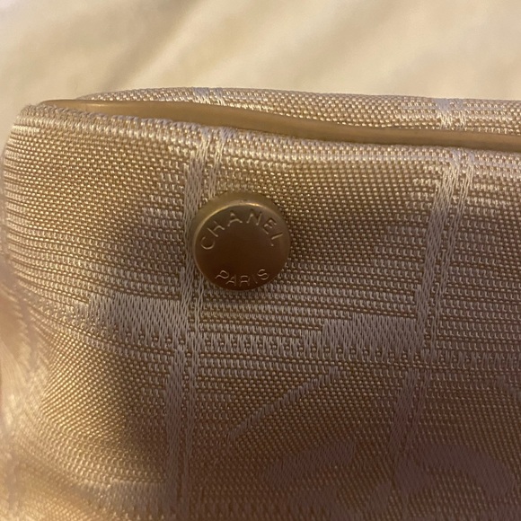 Vintage CHANEL Boston Jacquard Travel Line Handbag - Picture 4 of 10